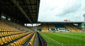 Erinnerungen an den Verfall des Stadions Sant’Elia (1/10)