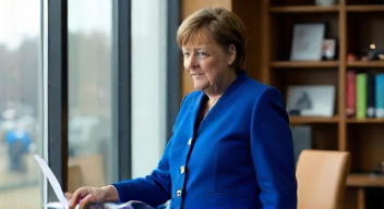 Politische Einflüsse von Dr. Angela Merkel, Politikerin, 69 Jahre (8/10)